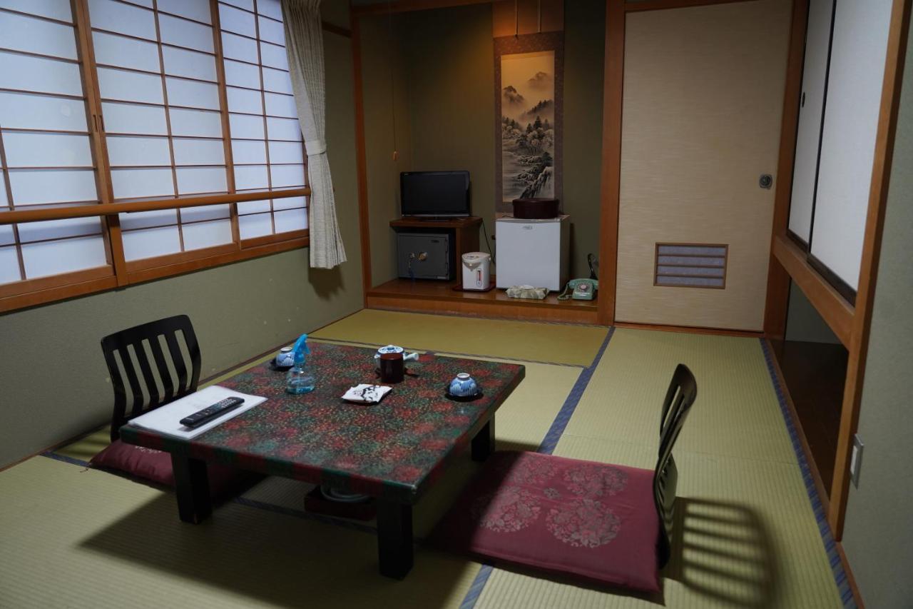 Oyado Eitaro Hotel Takayama  Exterior photo